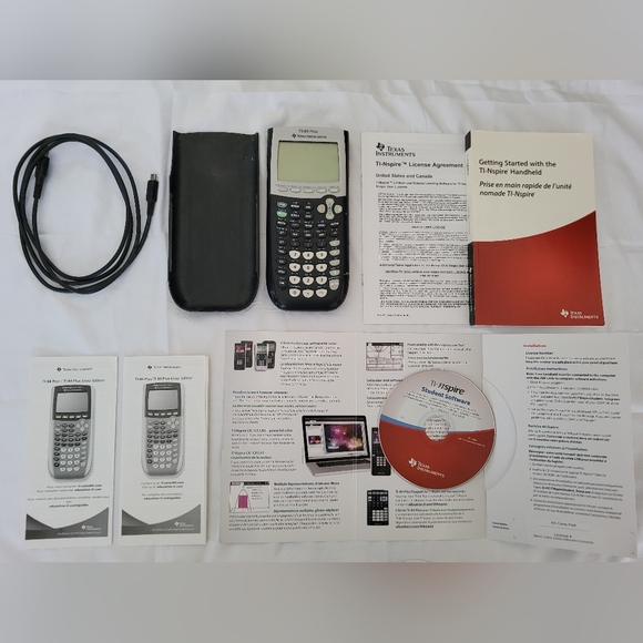 *TestedWorking* Texas Instruments Graphing Calculator with Accessories - Picture 1 of 8